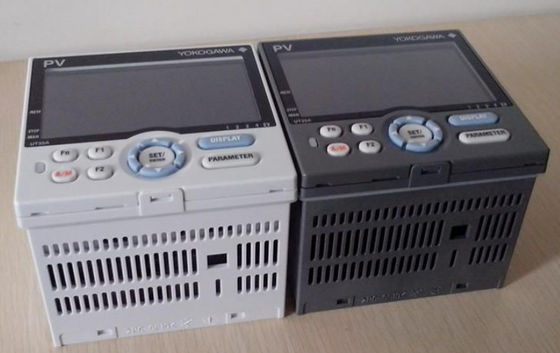 UT55A-001-10-00 YOKOGAWA Digitale aanwijzingscontroller Stroomvoorziening 100-240 V wisselstroom