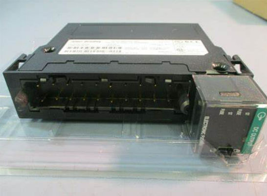 1756-OB16E Allen Bradley ControlLogix 16-punts D/O-module Spanning 12-24 Volt DC