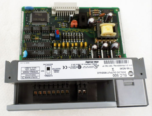 1746-NO4I Allen Bradley SLC 4-punts analoog uitgangsmodule Resolutie 14 bits
