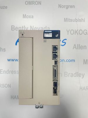 M12 Constructietype Yaskawa SGD7S-180A30B202 Analoogbesturing met geavanceerde functies en ≤ 0,7 W vermogen