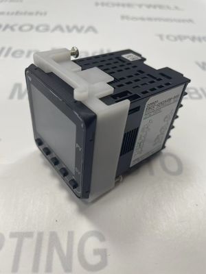 Omron E5CC-QX2A M-800 Panel Mount PID Temperatuurcontroller met 16 digitale uitgangen 0,4 kg