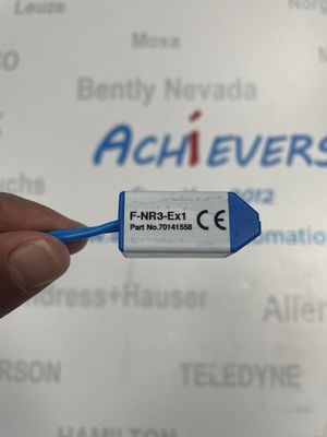 Compact en lichtgewicht P&F NAMUR Resistor Network F-NR3-Ex1 met een massa van ongeveer 150 g