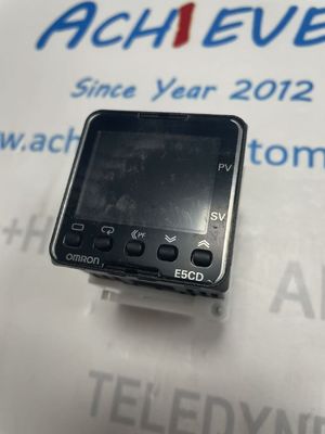 Omron E5CD-CX2A6M-000 Digitale Temperatuurregelaar kg Origineel met Verzegeld Productnr. BSW000R