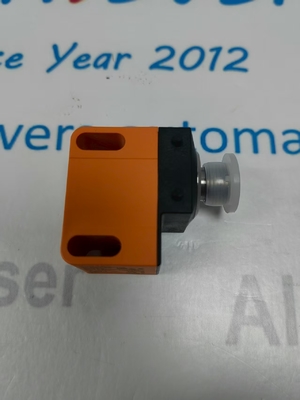 IFM IN5327 Dubbele inductieve sensor voor kleppenactuatoren