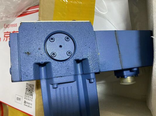 MOOG D691Z2086D Elektrohydraulische Servoventiel