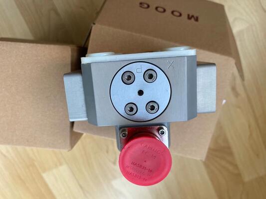 MOOG J761-003 Elektro-hydraulische servo-klep