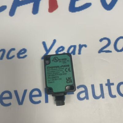 UB100-F77-E2-V31 Ultrasone directe detectiesensor