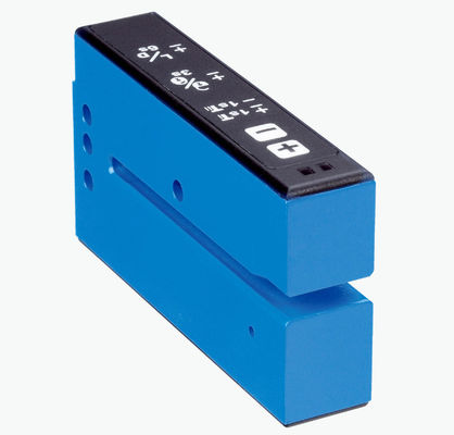 SICK UFN3-70B413 UF Vork Sensors Vorkdiepte van 69 mm Initialisatietijd van 100 ms