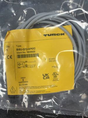 Turck NI40U-CP40-VP4X2 Inductieve blokproximiteitssensor voor nauwkeurige installatie zonder vloeistof